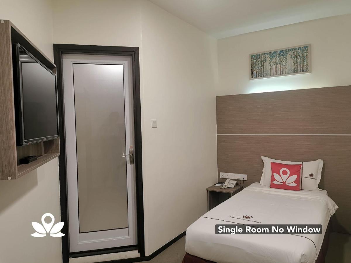Zen Rooms Ambassador Residence Bintulu Exterior foto